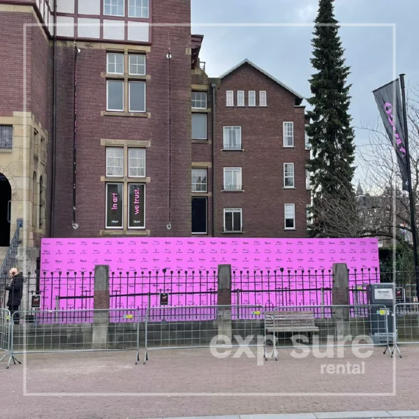 outdoor photowall exposure